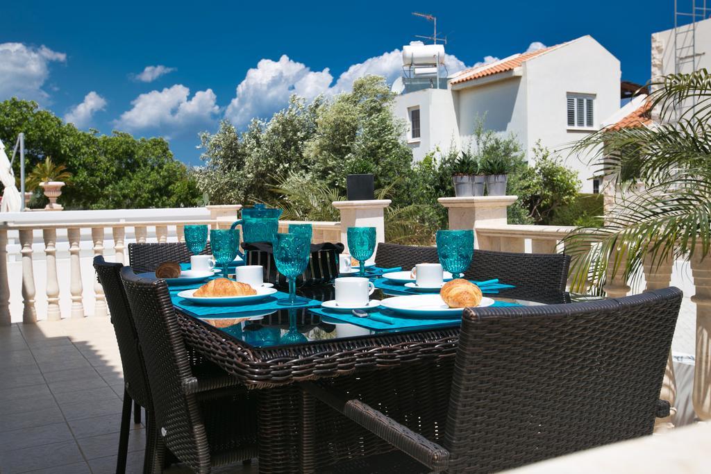 Tonia Seaview Villas Protaras Room photo